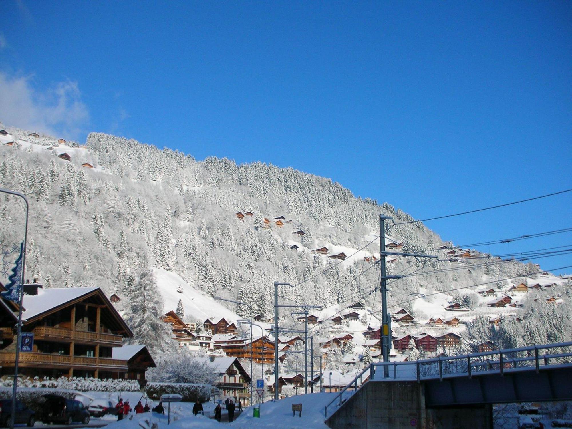 Albergue Backpacker Le Petit Baroudeur Champéry Exterior foto