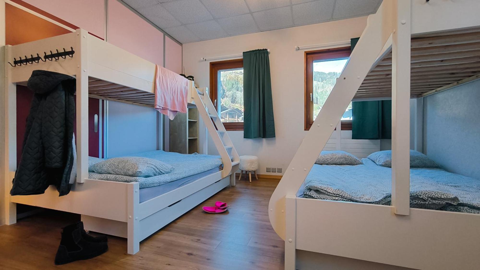Albergue Backpacker Le Petit Baroudeur Champéry Exterior foto